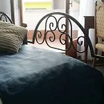 Bed & Breakfast View 3*