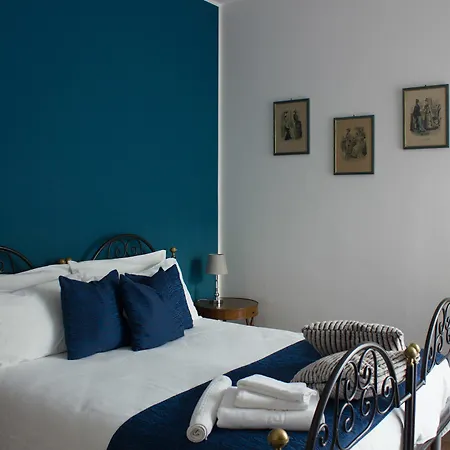 View Bed & Breakfast