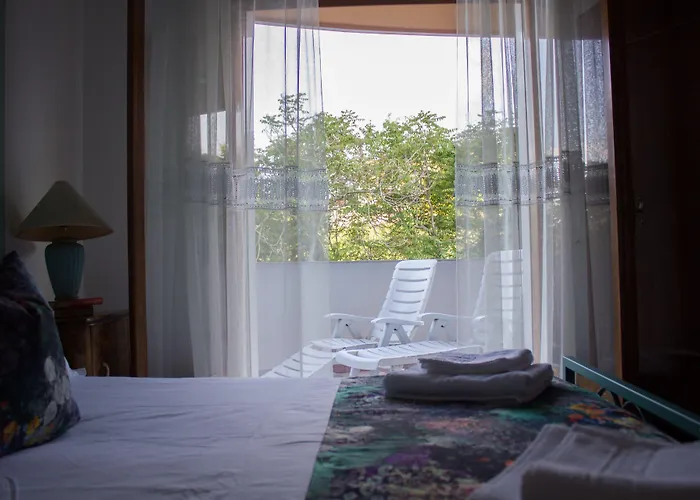 فندق مبيت وإفطار View 4*